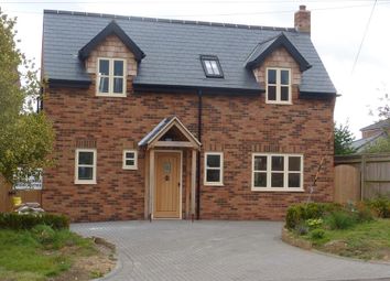 2 Bedroom Detached house for rent