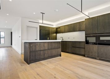 Thumbnail 3 bed flat for sale in Hoxton Street, London