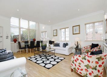 Thumbnail 2 bedroom flat to rent in The Mount, Hampstead Village, London