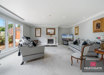 Thumbnail Flat for sale in Unwin Court, The Bishops Avenue, Hampstead Garden Suburb
