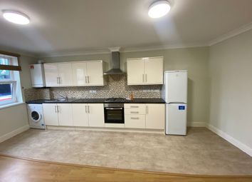 Thumbnail 3 bed flat to rent in Bethnal Green Road, London