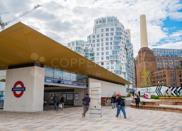 Village Courtyard, London SW11
