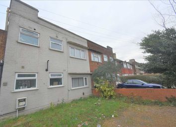 Thumbnail 2 bed flat to rent in Burnham Road, Dartford