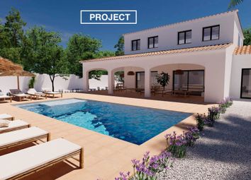 Thumbnail 4 bed villa for sale in Moraira, Alicante, Spain