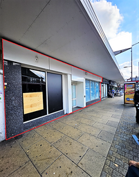 Thumbnail Retail premises to let in High Street, Hornchurch