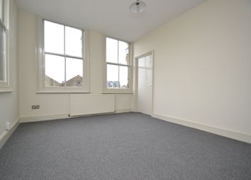 2 Bedrooms Flat to rent in Hargrave Park, London N19