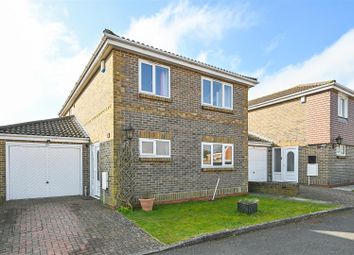 Thumbnail Detached house for sale in Ridge Close, Clanfield, Waterlooville