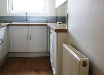 Thumbnail Semi-detached house to rent in Barry Road, Leicester