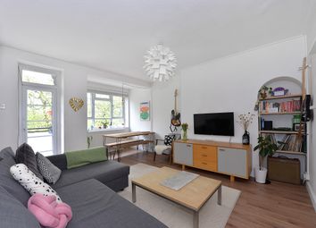 Thumbnail Flat to rent in Gascoyne Road, London