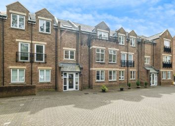 Sutton Coldfield - Flat for sale                        ...