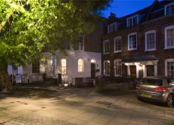 Thumbnail Terraced house for sale in Colebrooke Row, London