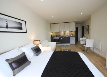 1 Bedrooms Studio to rent in Empire House, Colindale, London NW9