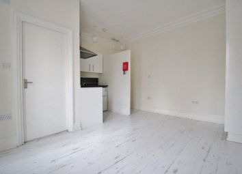 Thumbnail Studio to rent in Stapleton Hall Road, London