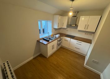 Thumbnail 2 bed flat to rent in Cross Street, Kettering