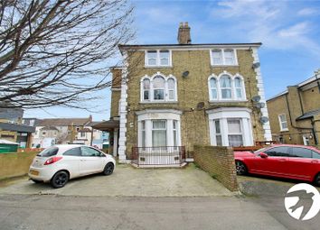 Thumbnail 1 bed flat to rent in The Grove, Gravesend, Kent