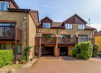 3 bed town house for sale in Sandy Lane, Teddington TW11