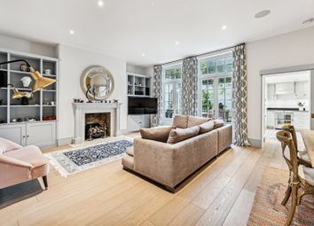 Thumbnail 2 bed flat for sale in Redcliffe Square, Chelsea, London