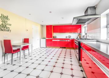 6 Bedroom Detached house for rent