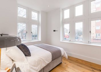 1 Bedrooms Flat for sale in Holloway Road, Holloway, London N7