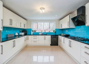 Thumbnail Detached house for sale in Gunnersbury Way, Nottingham