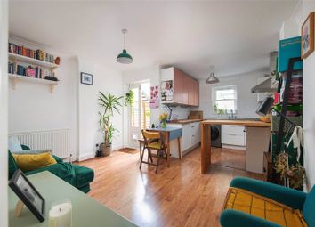 Bow - 1 bed flat for sale