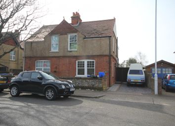 3 Bedroom Semi-detached house for rent
