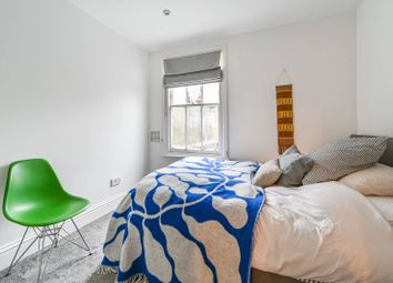 Thumbnail 1 bed flat to rent in Mayall Rd, Poet's Corner, London