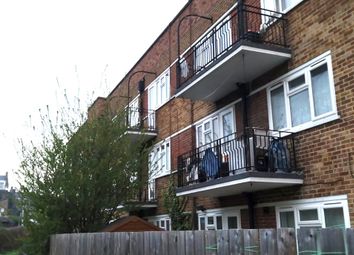 Thumbnail Flat for sale in Scales Road, Tottenham