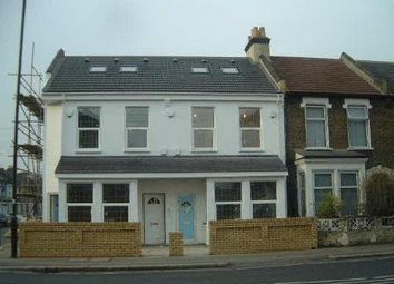 2 Bedrooms Flat to rent in High Road Leyton, London E15