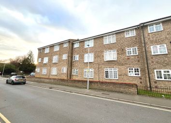 Thumbnail Flat to rent in Sopwith Avenue, Chessington, Surrey.