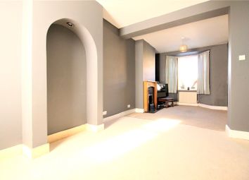 2 Bedrooms Terraced house to rent in Timbercroft Lane, London SE18