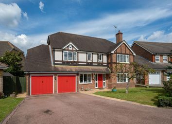 Thumbnail Detached house for sale in Avebury Close, Horsham