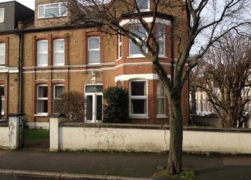 4 Bedrooms Flat to rent in Elmcourt Road, Tulse Hill, London SE27