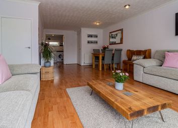 3 bed terraced house for sale in Willow Close, Garsington, Oxford OX44