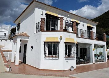 Thumbnail 3 bed villa for sale in Vinuela, Malaga, Spain