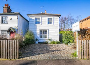 Thumbnail 2 bed cottage for sale in Smarts Lane, Loughton, Essex