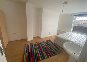 Thumbnail Shared accommodation to rent in Leicester Grove, Leeds