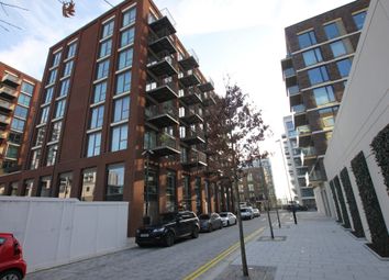 Thumbnail Flat to rent in Pendant Court, Shipwright Street, Beckton Royal Wharf