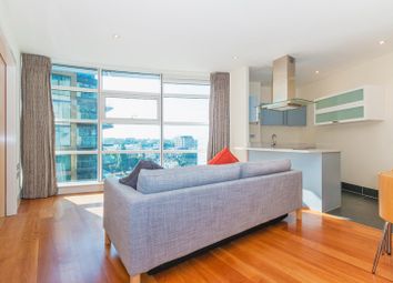 Thumbnail 1 bed flat to rent in Kingfisher House, Battersea Reach