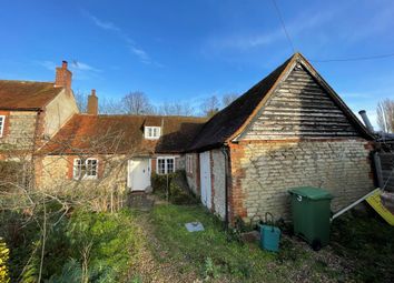 Thumbnail 2 bed cottage for sale in 17 The Green North, Warborough, Oxfordshire