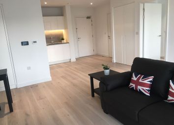 Thumbnail 1 bed flat to rent in Barrier Point Road, Docklands