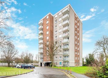 Thumbnail 2 bedroom flat for sale in Basinghall Gardens, Sutton