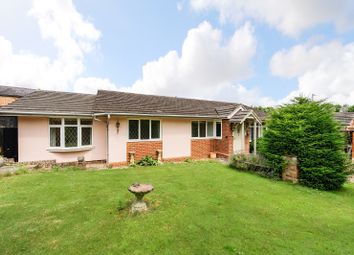 Thumbnail Bungalow to rent in Tidmarsh Road, Pangbourne, Reading, Berkshire