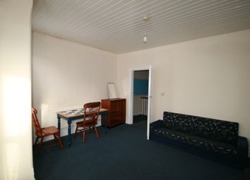 2 Bedrooms Maisonette to rent in Headstone Road, Harrow HA1
