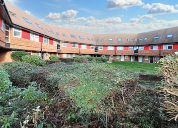 Thumbnail 1 bed flat for sale in Roundmead, Stevenage