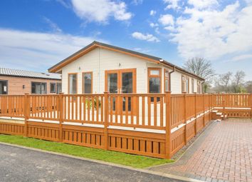 Thumbnail 2 bedroom mobile/park home for sale in Broad Road, Hambrook, Chichester