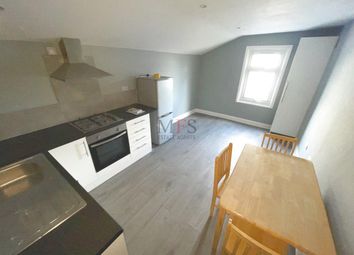 Thumbnail Flat to rent in Adelaide Road, Southall