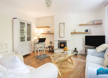 Thumbnail 1 bed flat to rent in High Road, Whetstone, London