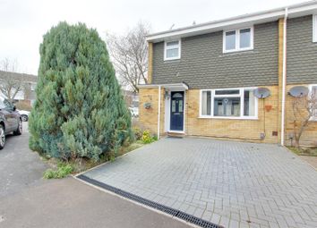 Thumbnail Semi-detached house for sale in Buckingham Road, Tring