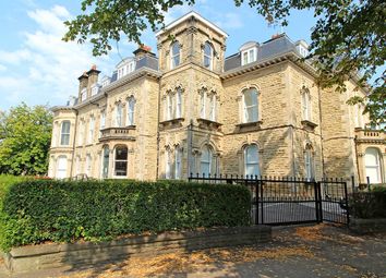 Thumbnail 2 bed flat to rent in Victoria Avenue, Harrogate